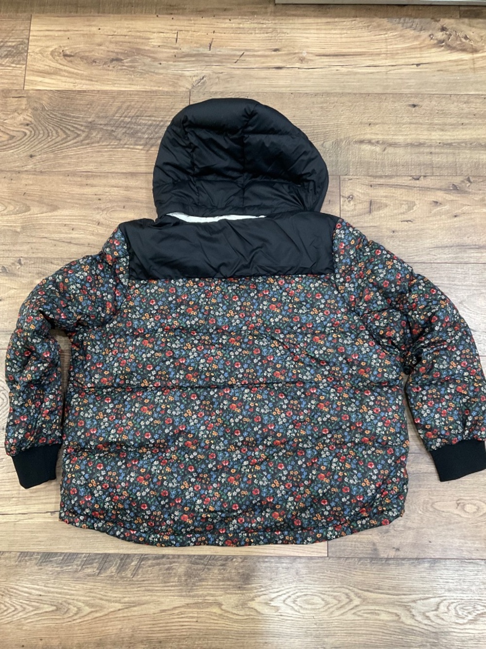 THE GREAT x Eddie Bauer Floral Down Puffer Parka Jacket Black Multi Large L - Picture 5 of 7